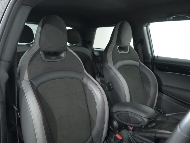 2023 (73) MINI HATCHBACK 1.5 Cooper Sport Premium 3dr Auto 4978416