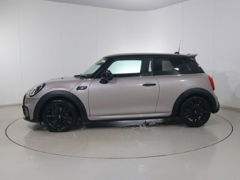 2023 (73) MINI HATCHBACK 1.5 Cooper Sport Premium 3dr Auto 4978444