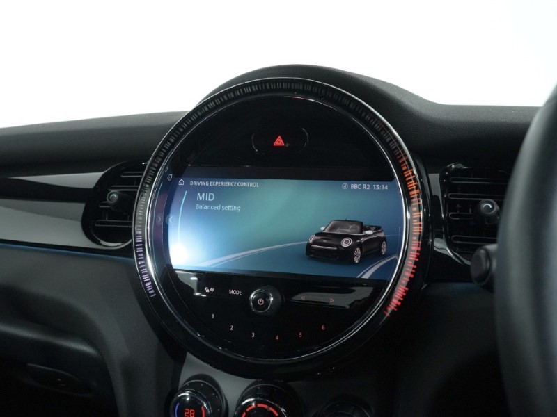 2022 (72) MINI CONVERTIBLE 1.5 Cooper Classic 2dr Auto 4979419