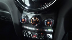 2022 (72) MINI CONVERTIBLE 1.5 Cooper Classic 2dr Auto 4979411