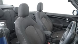 2022 (72) MINI CONVERTIBLE 1.5 Cooper Classic 2dr Auto 4979422