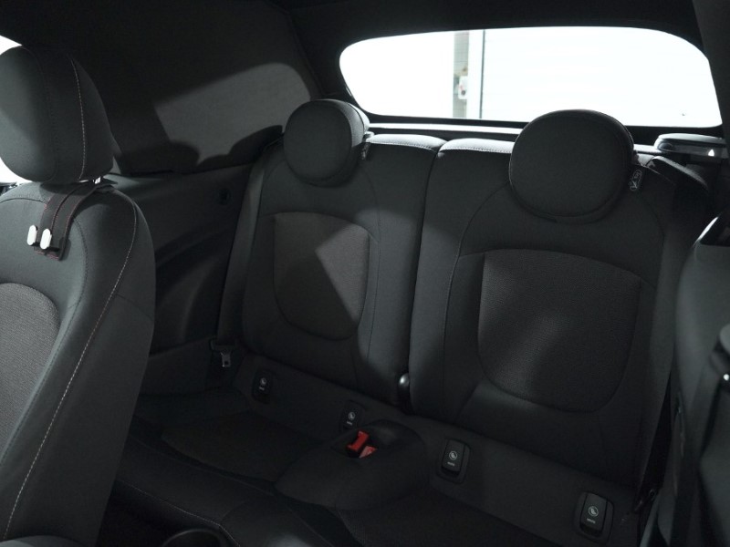 2022 (72) MINI CONVERTIBLE 1.5 Cooper Classic 2dr Auto 4979384