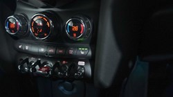 2022 (72) MINI CONVERTIBLE 1.5 Cooper Classic 2dr Auto 4979413