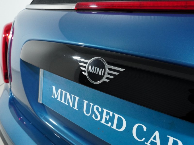 2022 (72) MINI CONVERTIBLE 1.5 Cooper Classic 2dr Auto 4979378