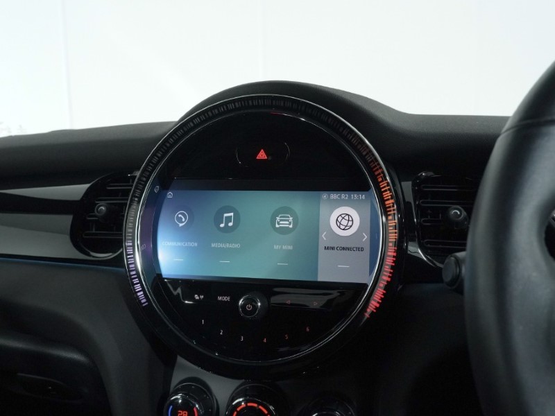 2022 (72) MINI CONVERTIBLE 1.5 Cooper Classic 2dr Auto 4979409