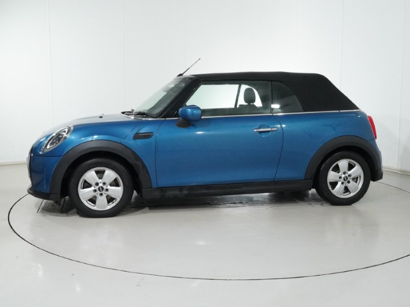 2022 (72) MINI CONVERTIBLE 1.5 Cooper Classic 2dr Auto 4979401