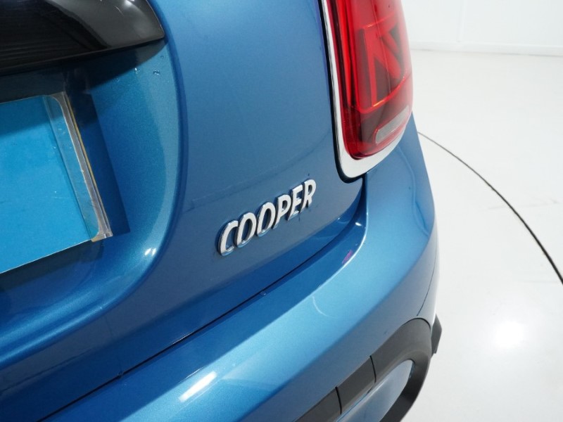 2022 (72) MINI CONVERTIBLE 1.5 Cooper Classic 2dr Auto 4979379