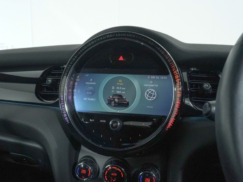 2022 (72) MINI CONVERTIBLE 1.5 Cooper Classic 2dr Auto 4979407