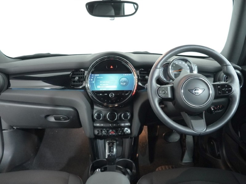 2022 (72) MINI CONVERTIBLE 1.5 Cooper Classic 2dr Auto 4979385