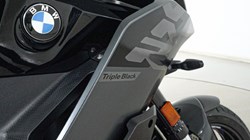 2025 (25) BMW Motorrad F900 XR (25MY) 4974686