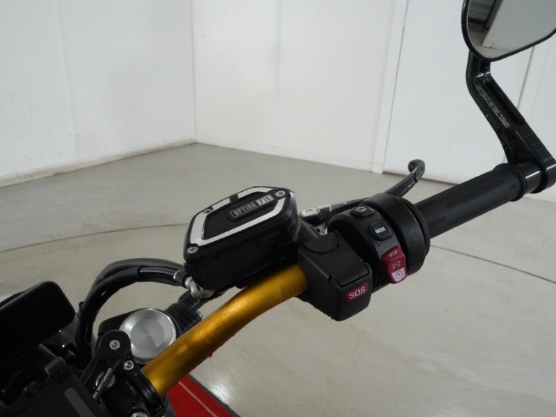 2025 (75) BMW Motorrad R12 (24MY) 5081131