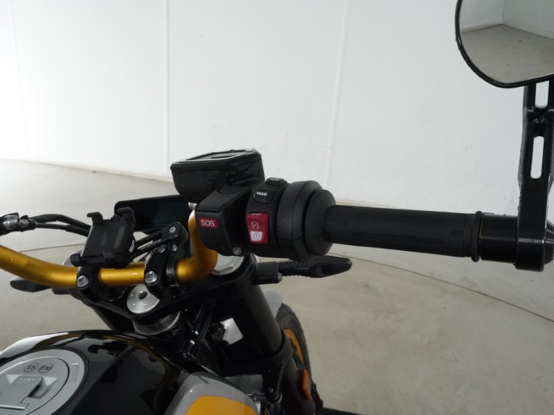 2025 (75) BMW Motorrad R12 (24MY) 5081143