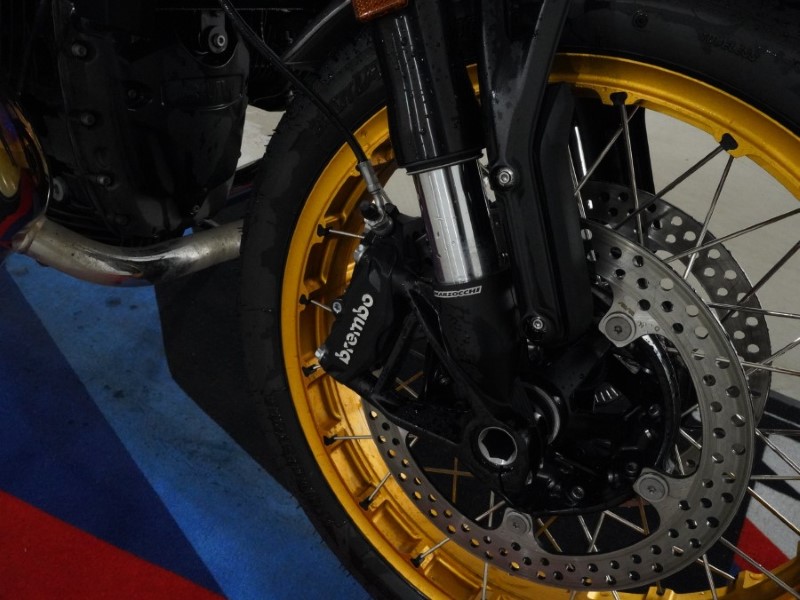 2025 (75) BMW Motorrad R12 (24MY) 5081136