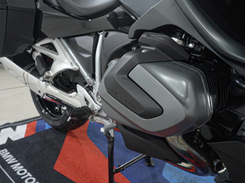 2025 (74) BMW Motorrad R1250 RT LE 4974777