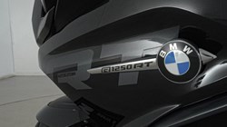 2025 (74) BMW Motorrad R1250 RT LE 4974770