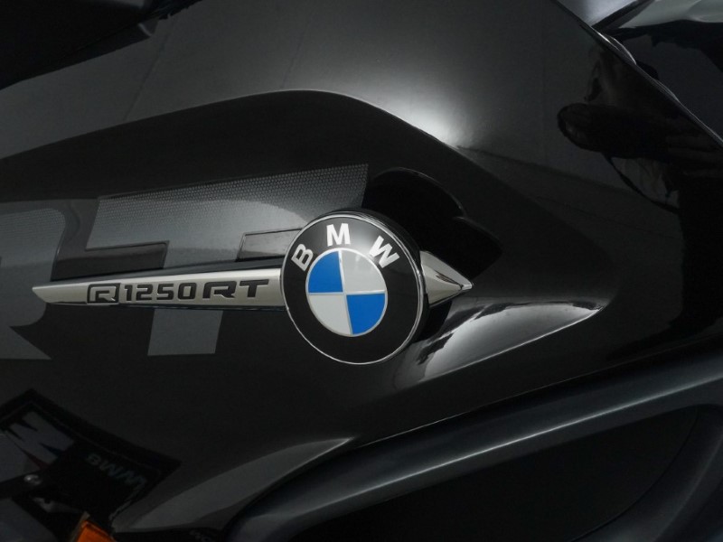 2025 (74) BMW Motorrad R1250 RT LE 4974769