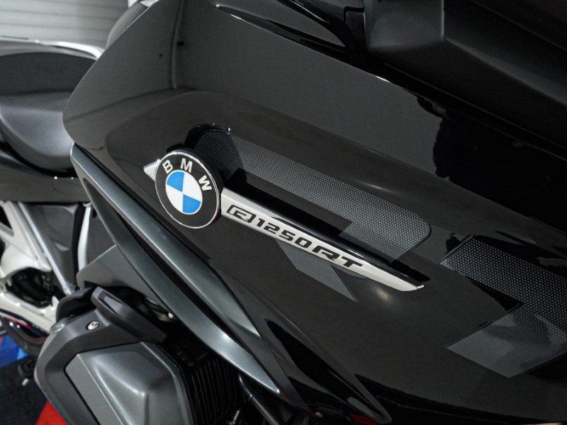 2025 (74) BMW Motorrad R1250 RT LE 4974778