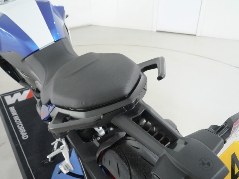 2025 (25) BMW Motorrad F900 R (25MY) 4979239