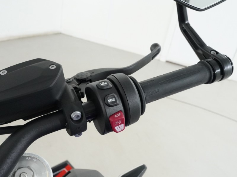 2025 (25) BMW Motorrad F900 R (25MY) 4979249