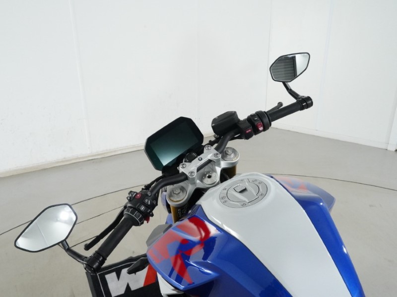 2025 (25) BMW Motorrad F900 R (25MY) 4979263