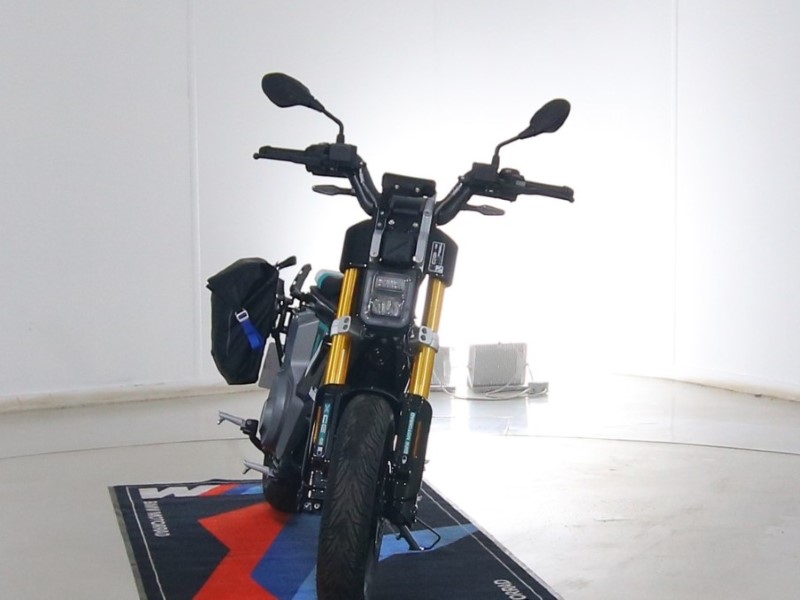 2025 (75) BMW Motorrad CE 02 (24MY) 5082619