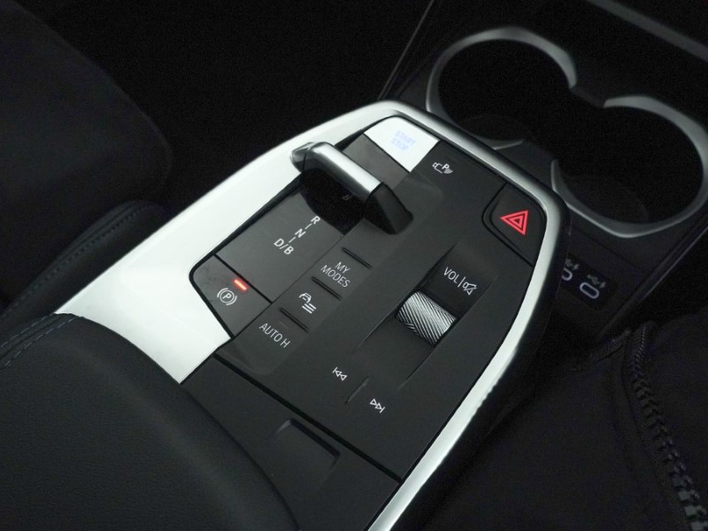 2024 (73) BMW iX1 150kW eDrive20 M Sport 65kWh 5dr Auto 4991798