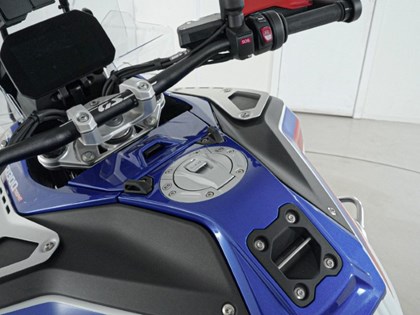 2025 (74) BMW Motorrad R1300 GSA TE ASA (25MY)