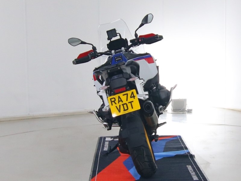 2025 (74) BMW Motorrad R1300 GSA TE ASA (25MY) 4974875