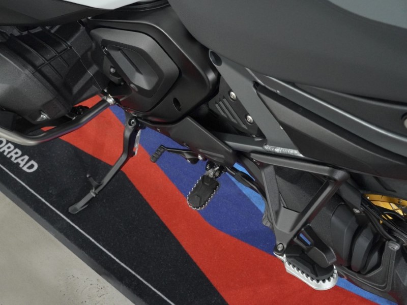 2025 (74) BMW Motorrad R1300 GSA TE ASA (25MY) 4974841