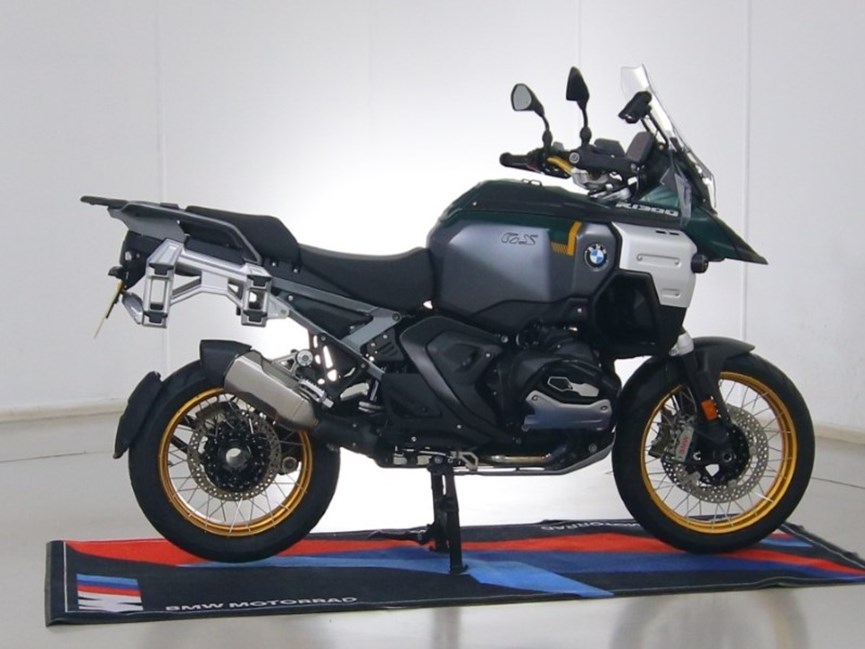 2025 (74) BMW Motorrad R1300 GSA (25MY)