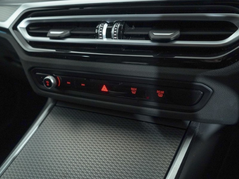 2023 (72) BMW 3 SERIES 330e M Sport 4dr Step Auto 4993888