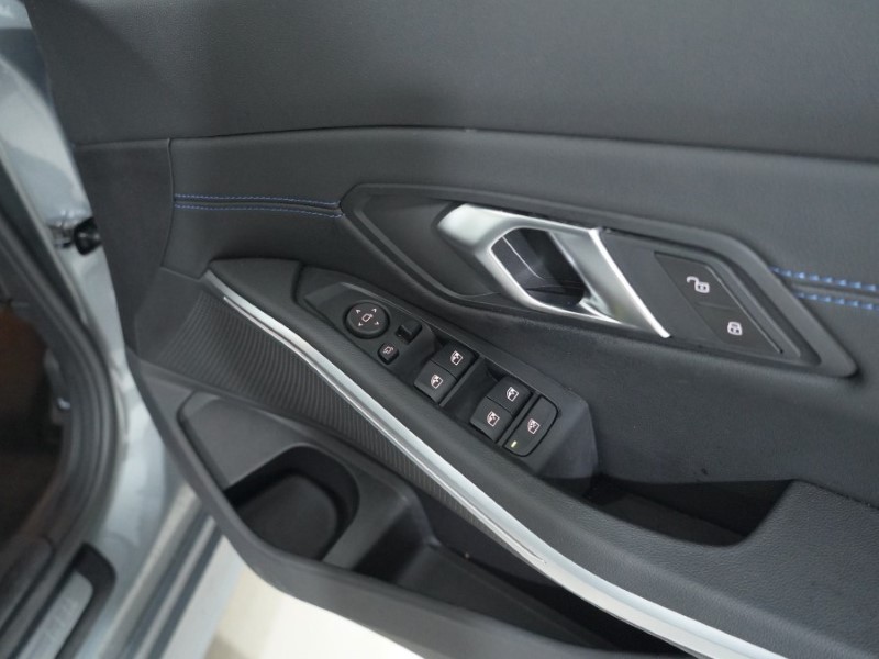 2024 (74) BMW 3 SERIES 320i M Sport 4dr Step Auto 4982902