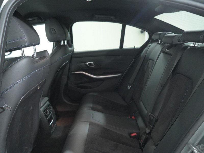 2024 (74) BMW 3 SERIES 320i M Sport 4dr Step Auto 4982890