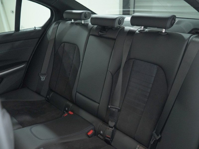 2024 (74) BMW 3 SERIES 320i M Sport 4dr Step Auto 4982891