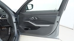 2024 (74) BMW 3 SERIES 320i M Sport 4dr Step Auto 4982901