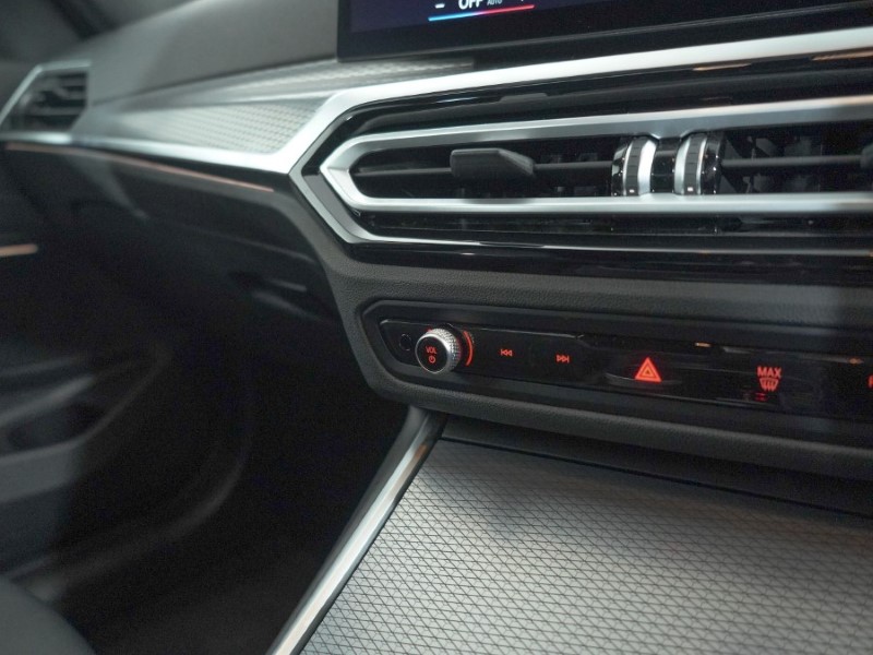 2024 (74) BMW 3 SERIES 320i M Sport 4dr Step Auto 4982923