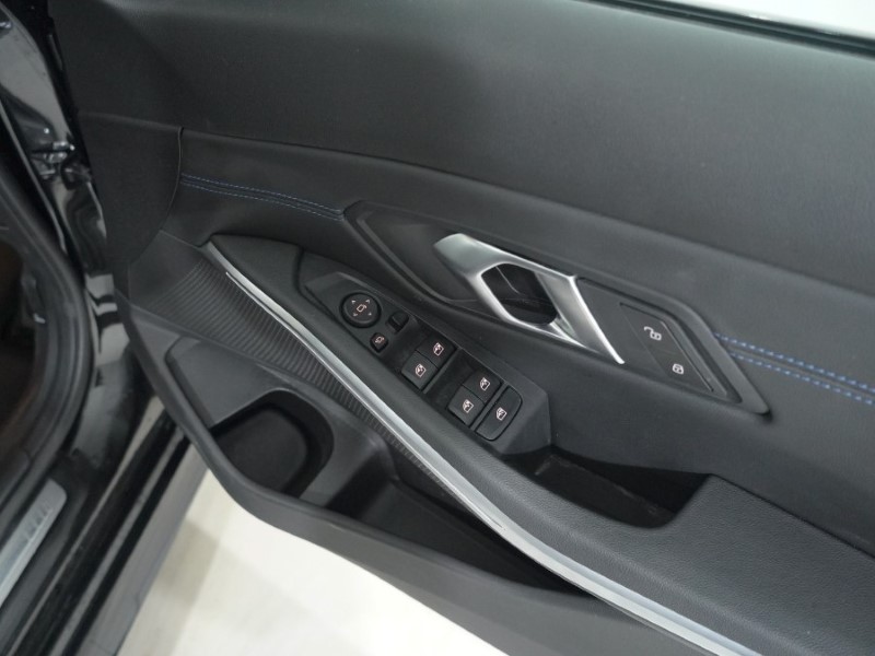 2024 (74) BMW 3 SERIES 320i M Sport 4dr Step Auto 4986799