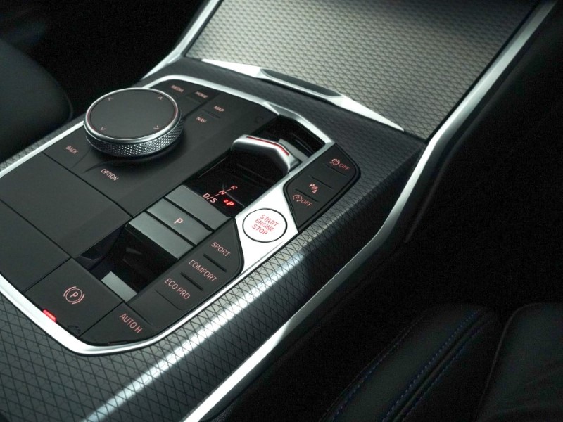 2024 (74) BMW 3 SERIES 320i M Sport 4dr Step Auto 4986814