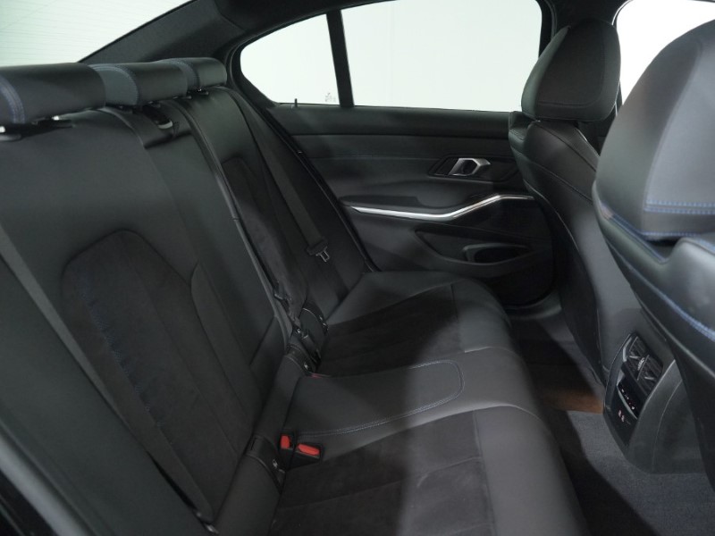 2024 (74) BMW 3 SERIES 320i M Sport 4dr Step Auto 4986792