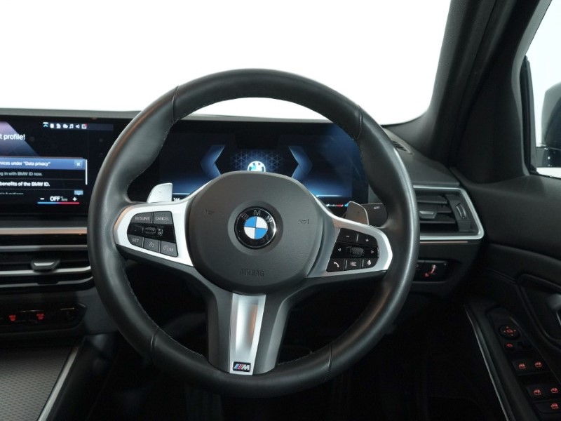 2024 (74) BMW 3 SERIES 320i M Sport 4dr Step Auto 4986789