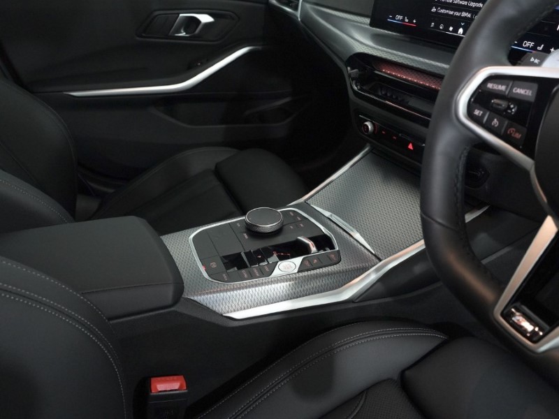 2025 (25) BMW 3 SERIES 320i M Sport 4dr Step Auto 4982255