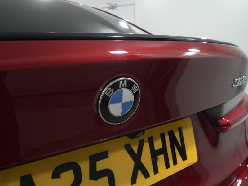 2025 (25) BMW 3 SERIES 320i M Sport 4dr Step Auto 4982242