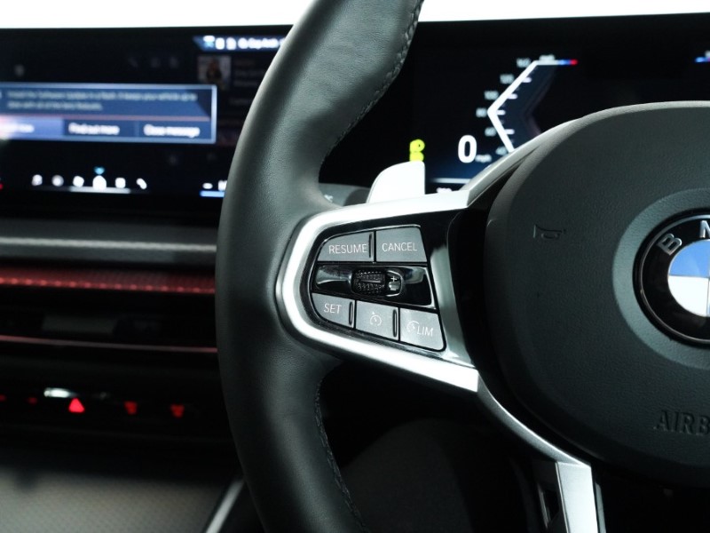 2025 (25) BMW 3 SERIES 320i M Sport 4dr Step Auto 4982266