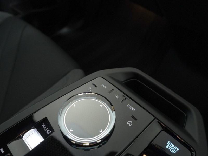 2026 (75) BMW iX M70 xDrive 5dr 5132335