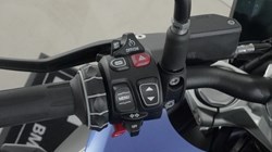 2025 (25) BMW Motorrad R1300 R SE (25MY) 4975033