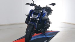 2025 (25) BMW Motorrad R1300 R SE (25MY) 4975054