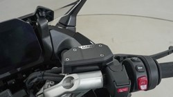 2025 (75) BMW Motorrad R1300 RS SE (25MY) 4975075