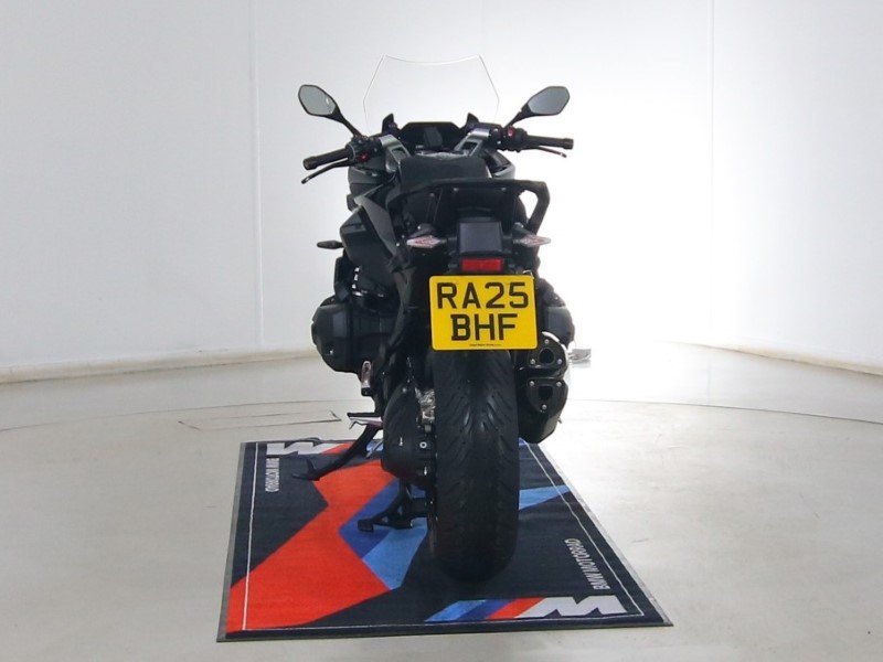 2025 (75) BMW Motorrad R1300 RS SE (25MY) 4975094