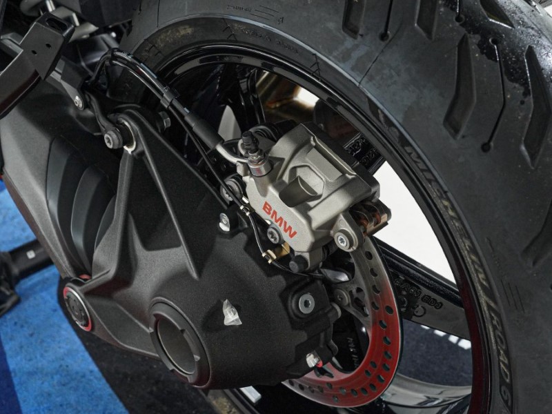 2025 (75) BMW Motorrad R1300 RS SE (25MY) 4975061