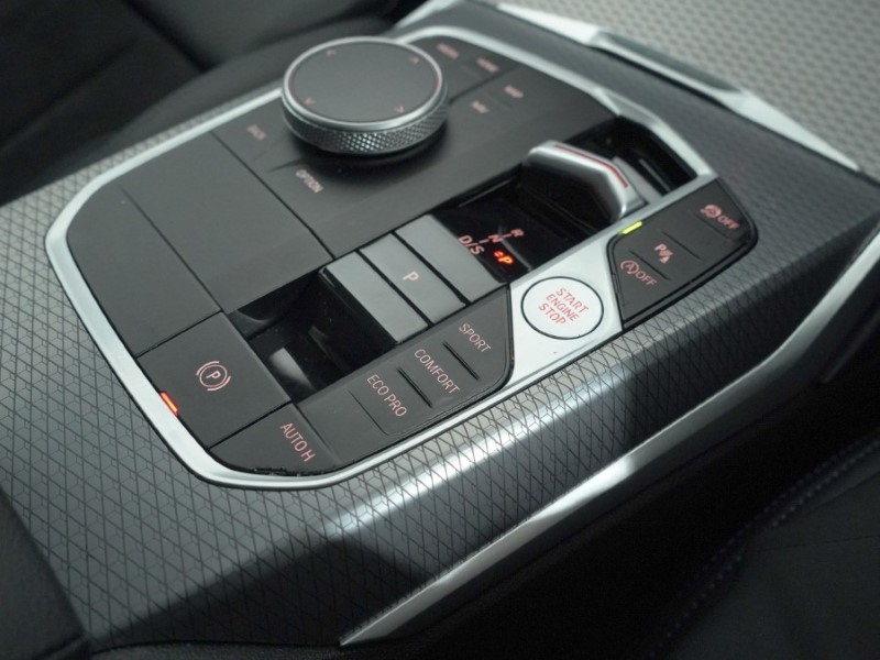 2024 (74) BMW 3 SERIES 320i M Sport 4dr Step Auto 5004976